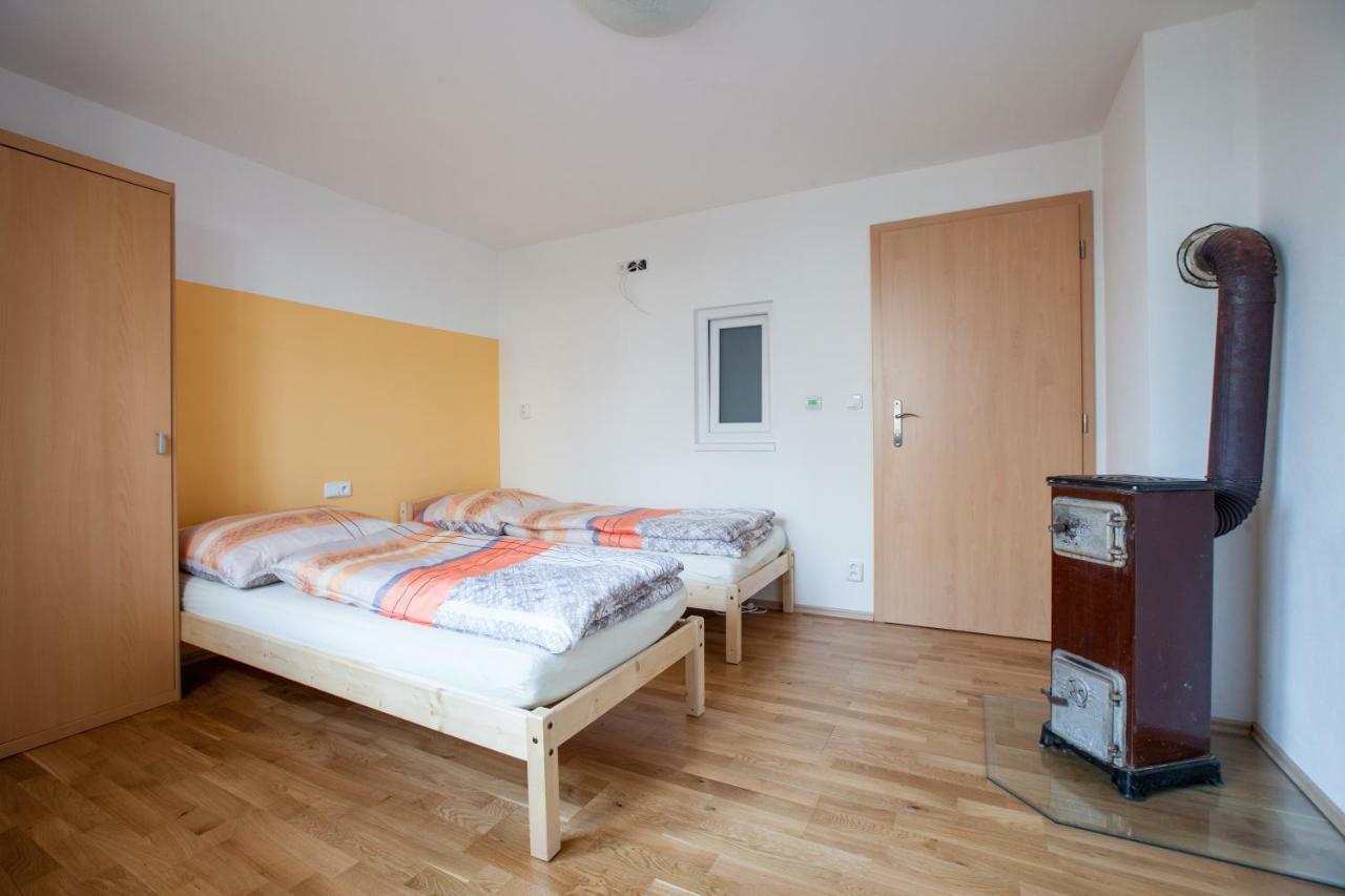 Hotel Sklipek Vinarstvi Paul Velké Bílovice Zewnętrze zdjęcie